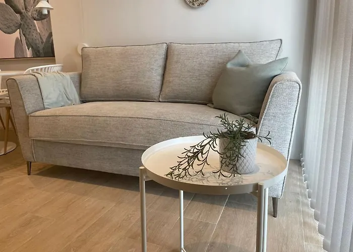 Turisticos Castilnovo Bed & Breakfast 4*